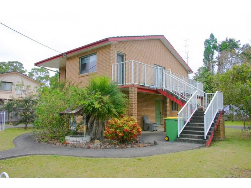 1/115 Vales Road, Mannering Park NSW 2259
