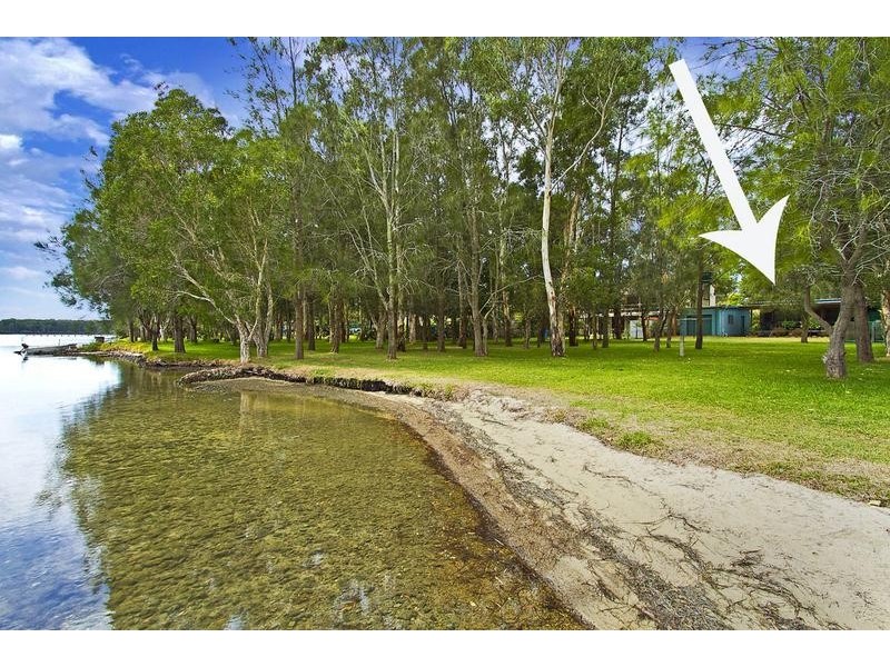 48 Teragalin Drive, Chain Valley Bay NSW 2259