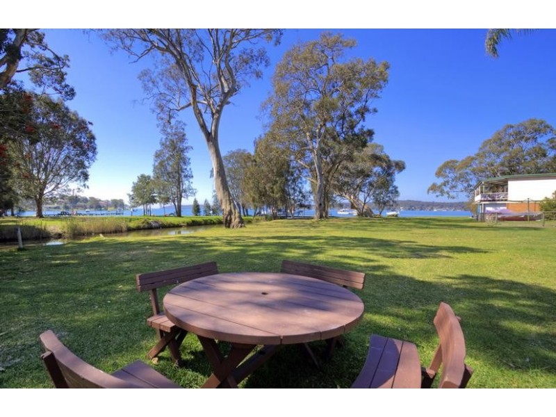 16 Gamban Road, Gwandalan NSW 2259