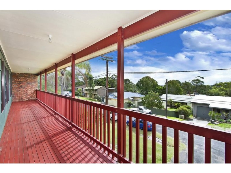 31 Yeramba Road, Summerland Point NSW 2259