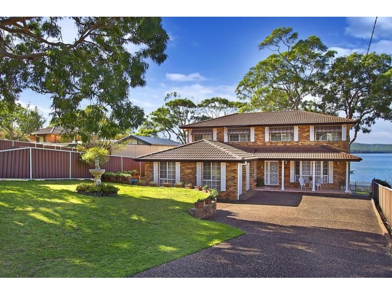 30 Noamunga Crescent, Gwandalan NSW 2259