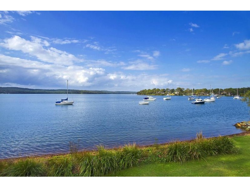 30 Noamunga Crescent, Gwandalan NSW 2259