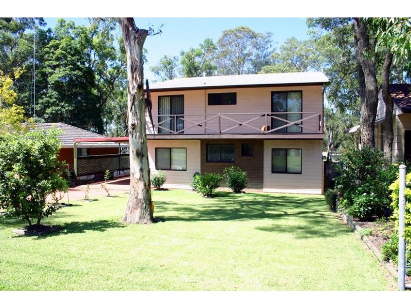 5 Kullaroo Road, Summerland Point NSW 2259