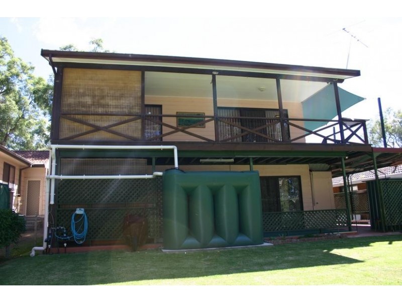 5 Kullaroo Road, Summerland Point NSW 2259