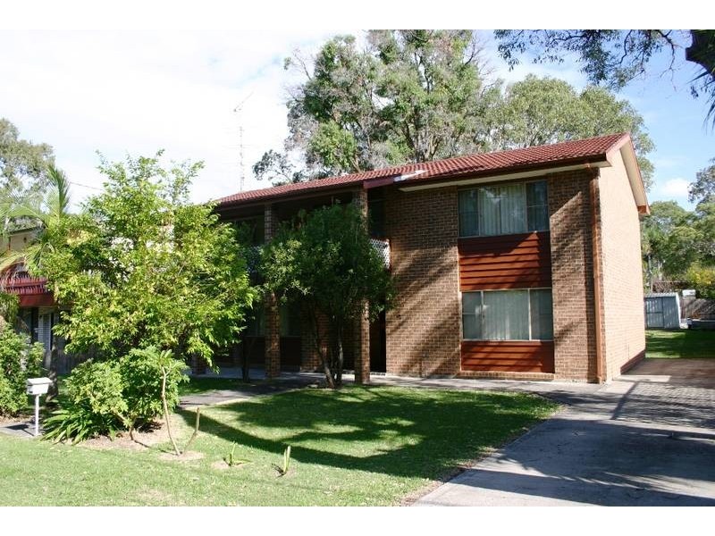 70 Cams Boulevard, Summerland Point NSW 2259