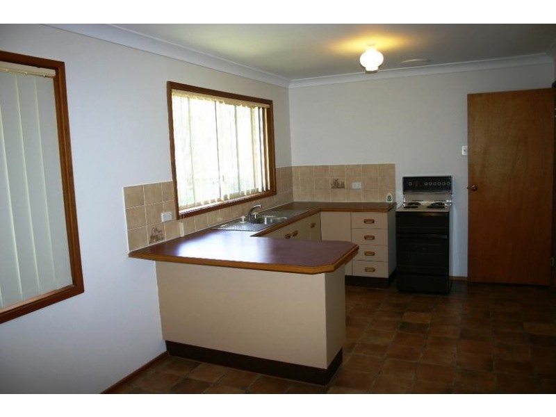 70 Cams Boulevard, Summerland Point NSW 2259