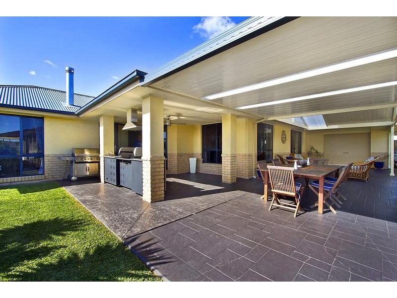 32 Wymeera Circuit, Wyee Point NSW 2259