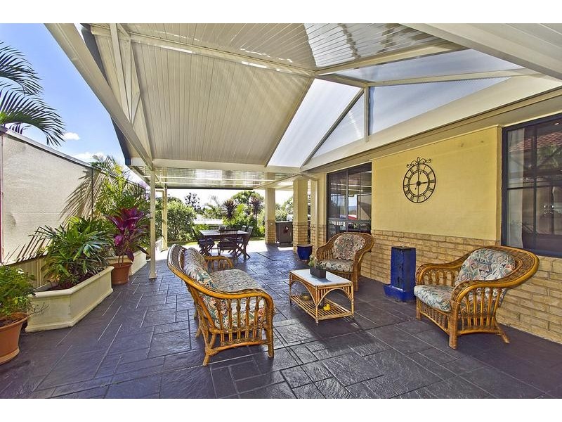 32 Wymeera Circuit, Wyee Point NSW 2259