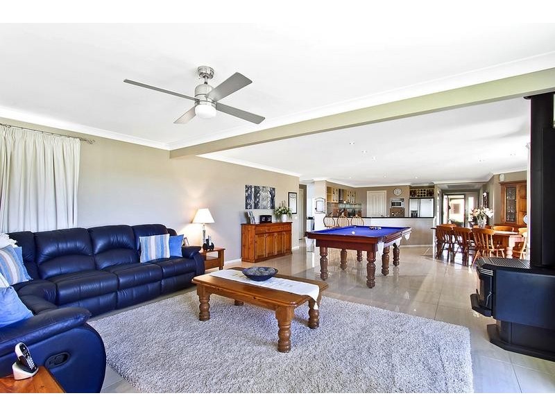 32 Wymeera Circuit, Wyee Point NSW 2259