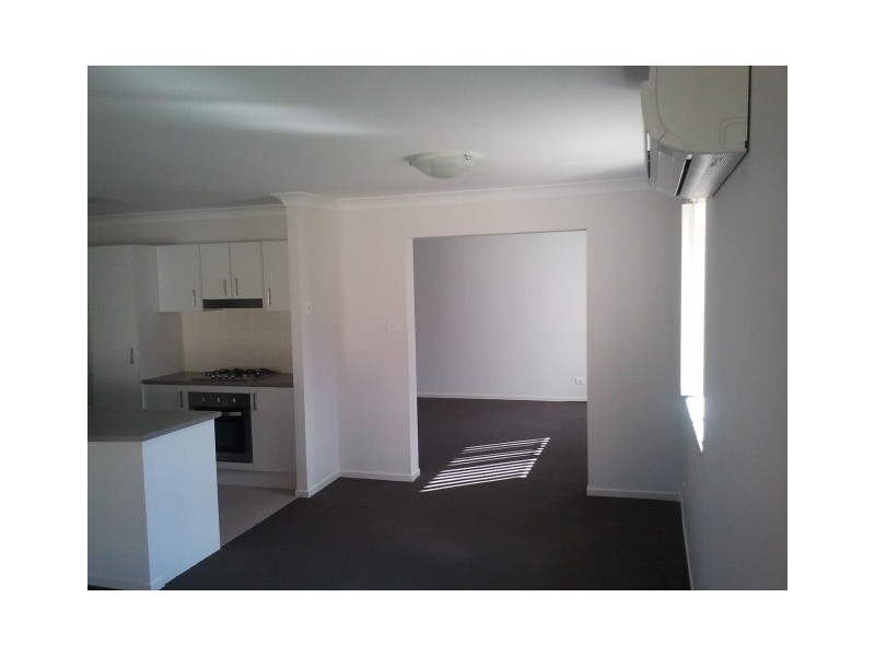 1 Yarra Place, Wadalba NSW 2259
