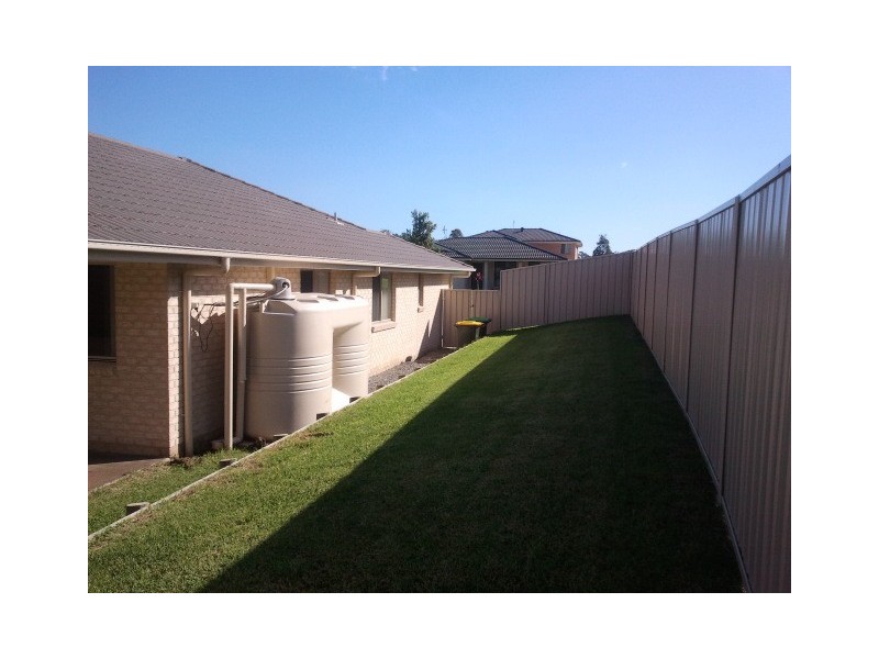1 Yarra Place, Wadalba NSW 2259