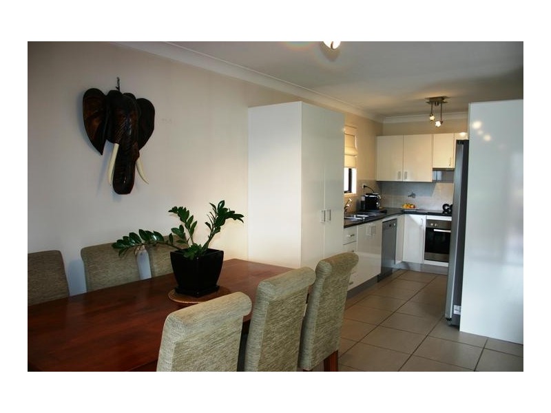 36 Anembo Avenue, Summerland Point NSW 2259