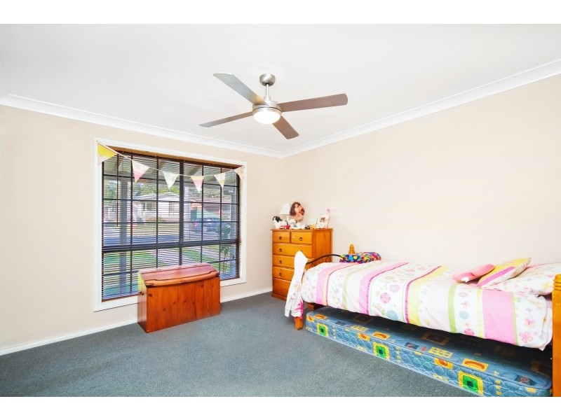 52 Catherine Street, Mannering Park NSW 2259