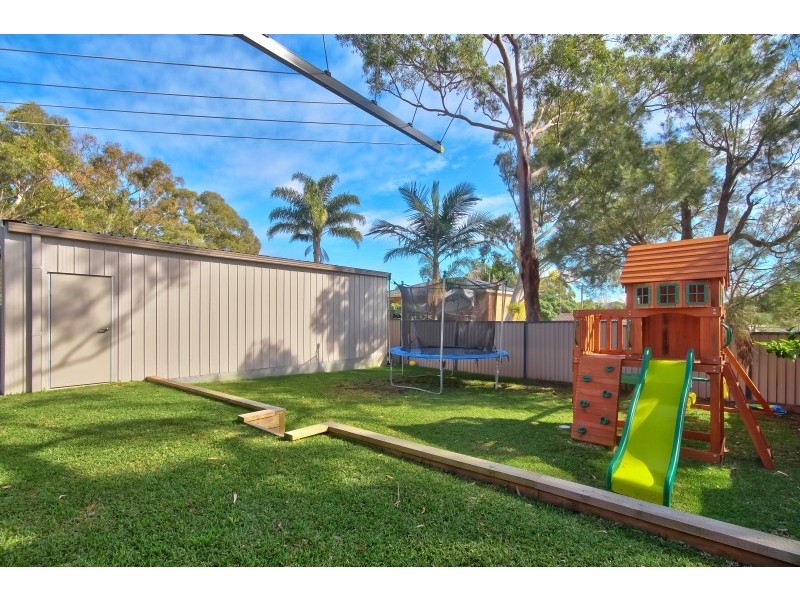 52 Catherine Street, Mannering Park NSW 2259