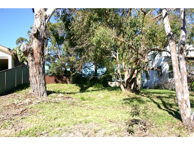 12 Eucla Road, Gwandalan NSW 2259
