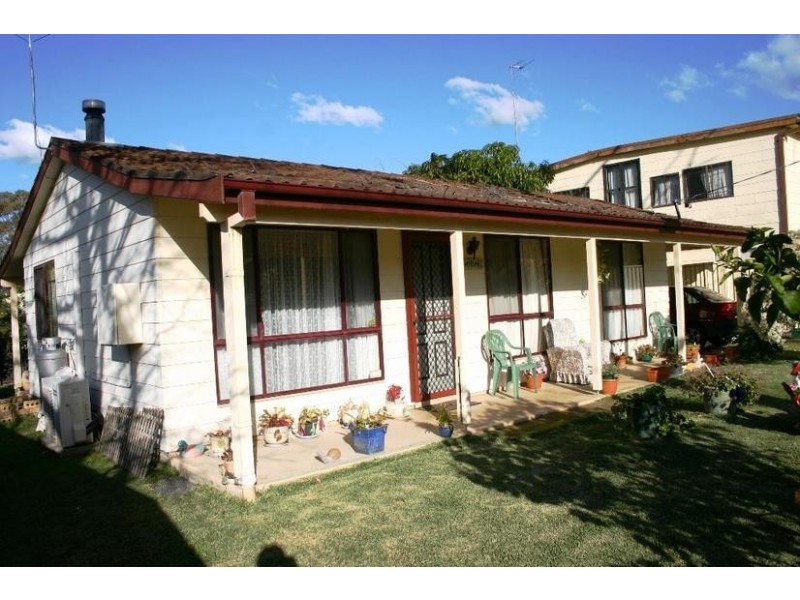 6 Ravenswood Street, Mannering Park NSW 2259