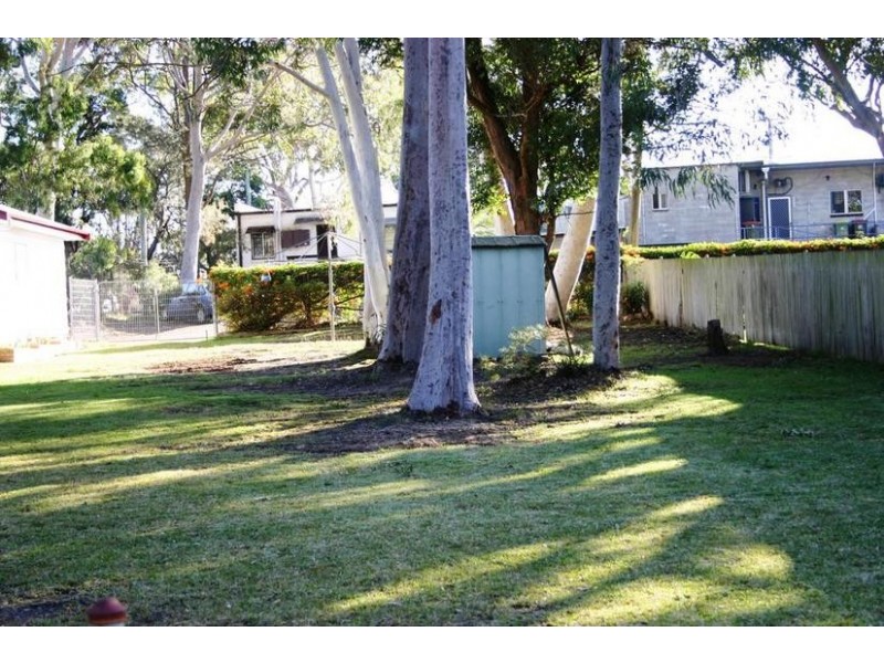 13 Warwick Avenue, Mannering Park NSW 2259