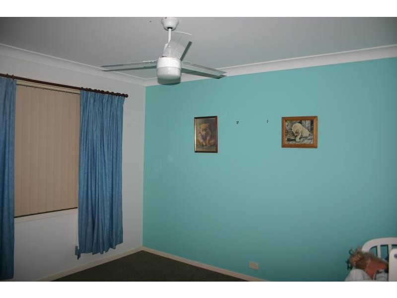 27 Mebbin Circuit, Woongarrah NSW 2259