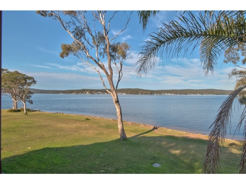 10 Noamunga Crescent, Gwandalan NSW 2259