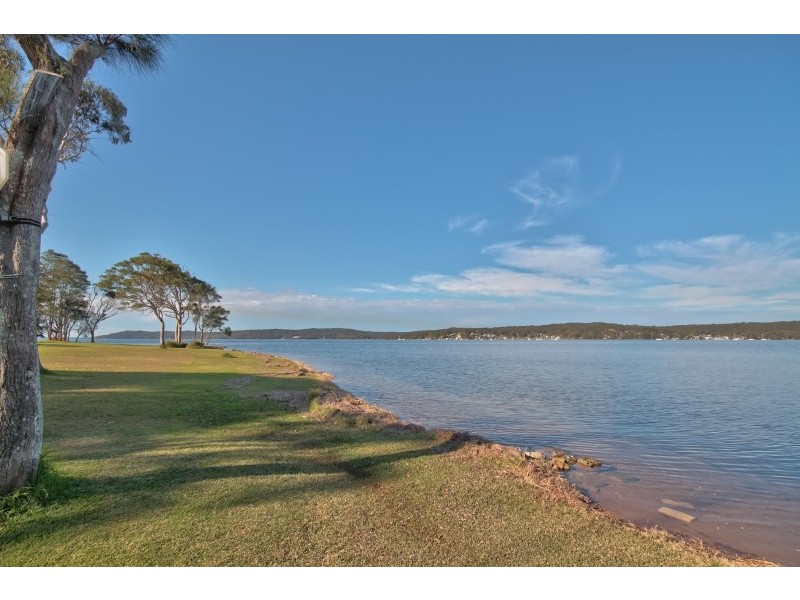 10 Noamunga Crescent, Gwandalan NSW 2259