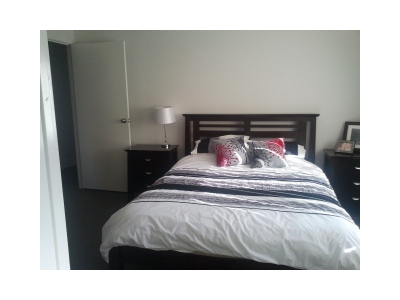 2 Yarra Place, Wadalba NSW 2259