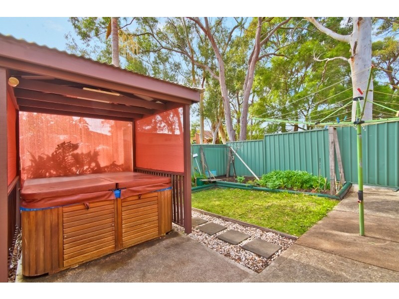 7 Collendina Road, Gwandalan NSW 2259