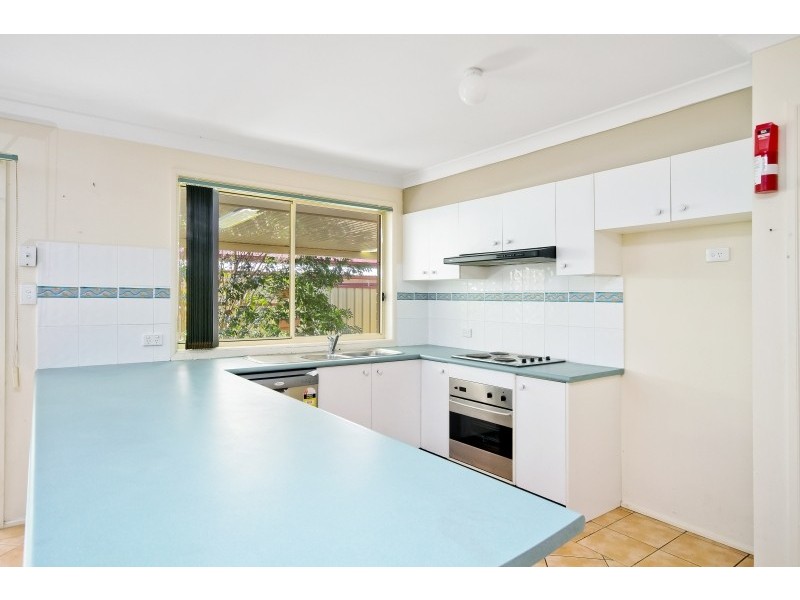 13 Leumeah Avenue, Chain Valley Bay NSW 2259