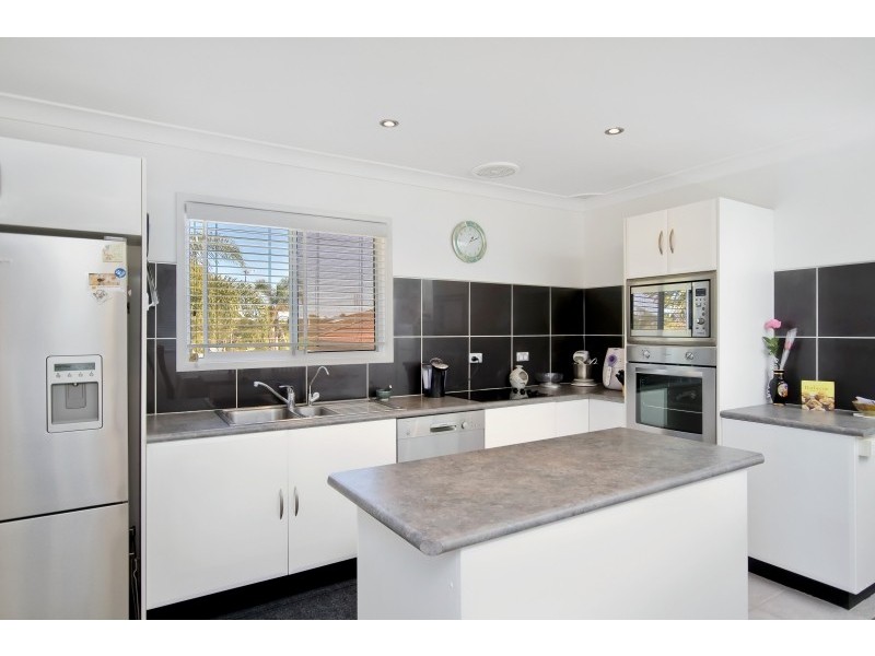 44 Murraba Crescent, Gwandalan NSW 2259