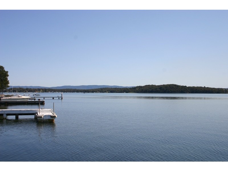 53A Gordon Avenue, Summerland Point NSW 2259