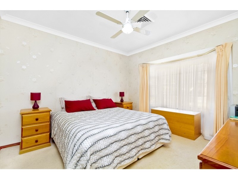 30 Findlay Avenue, Chain Valley Bay NSW 2259