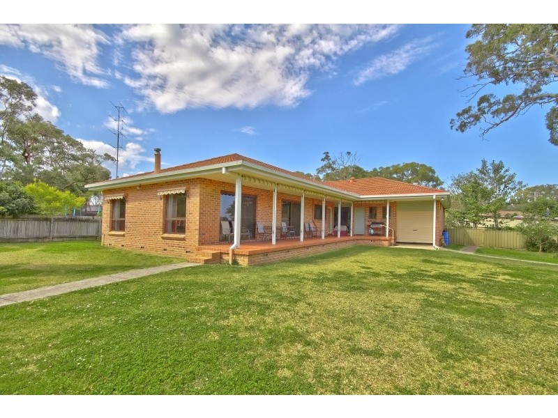 30 Findlay Avenue, Chain Valley Bay NSW 2259