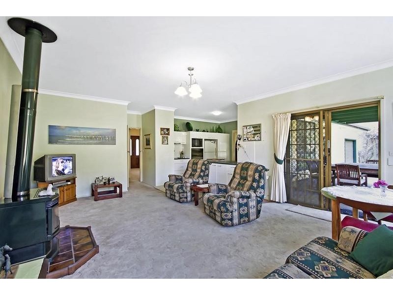 170 Cams Boulevard, Summerland Point NSW 2259
