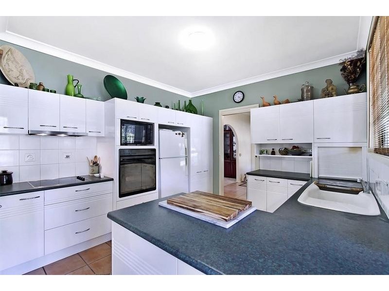 170 Cams Boulevard, Summerland Point NSW 2259