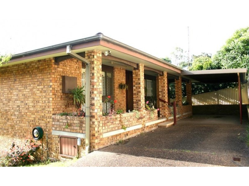 4 Kevin Street, Mannering Park NSW 2259