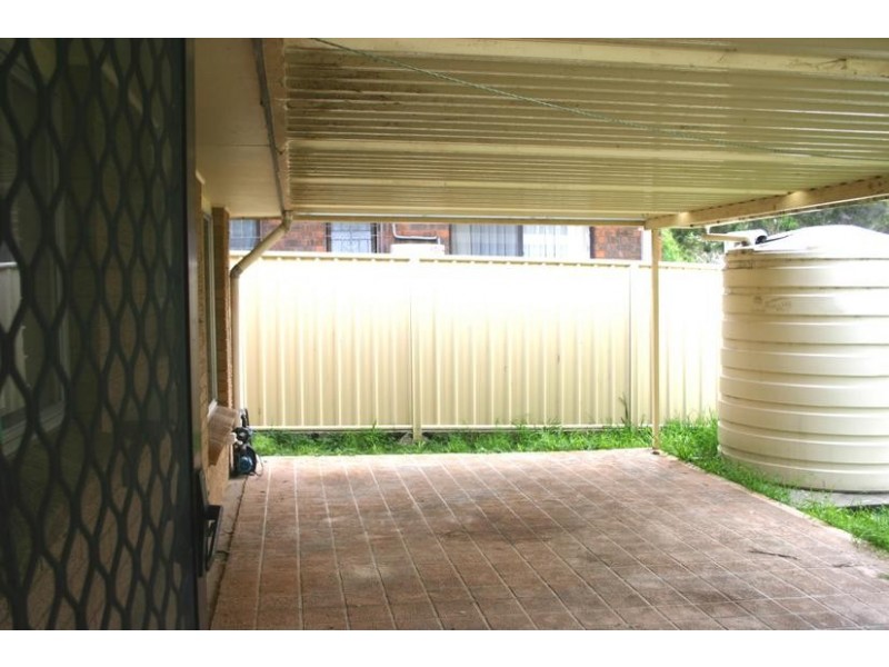 16 Catherine Street, Mannering Park NSW 2259