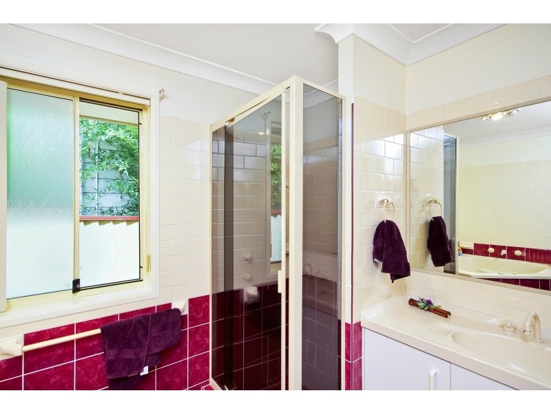 22 Catherine Street, Mannering Park NSW 2259