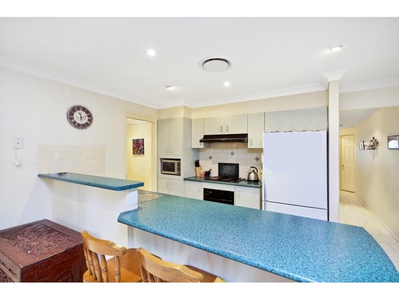 22 Catherine Street, Mannering Park NSW 2259