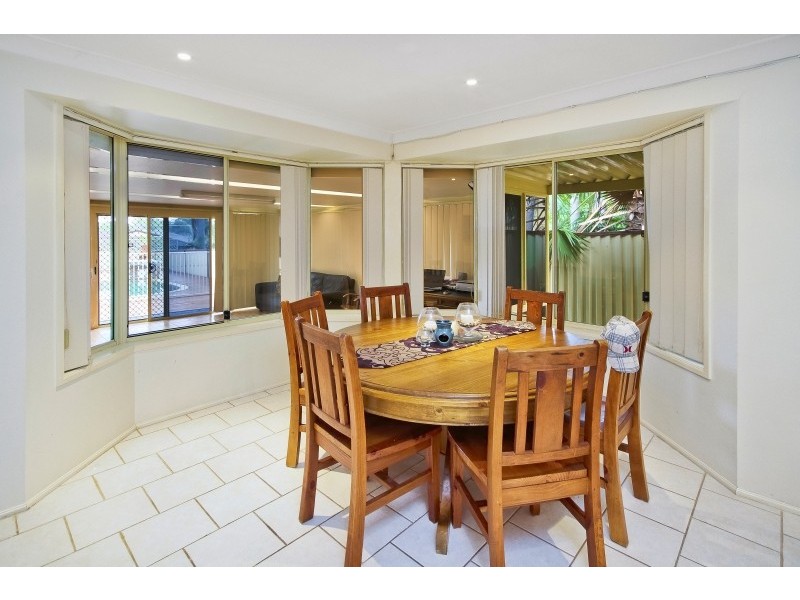 22 Catherine Street, Mannering Park NSW 2259