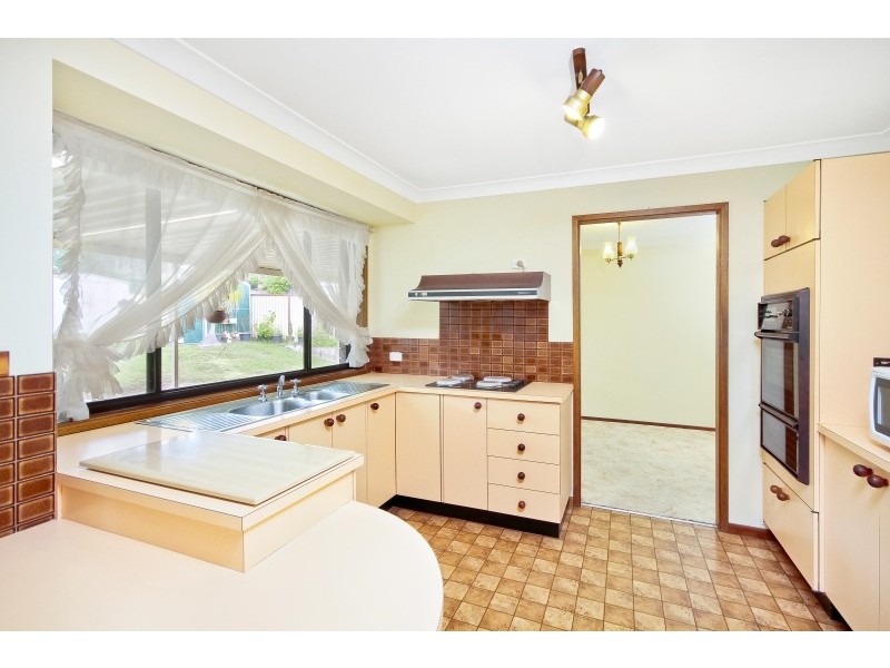 51 Catherine Street, Mannering Park NSW 2259