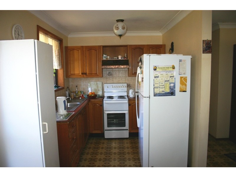 37 Murrumbong Road, Summerland Point NSW 2259