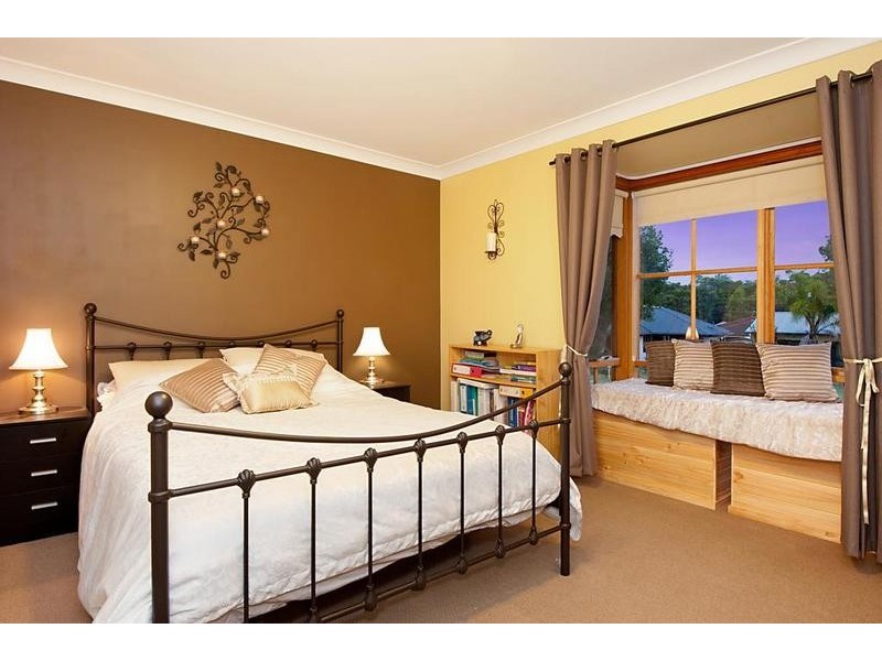 17 Muraban Road, Summerland Point NSW 2259