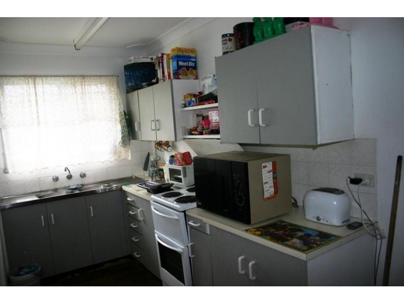 19 Gymea Crescent, Mannering Park NSW 2259