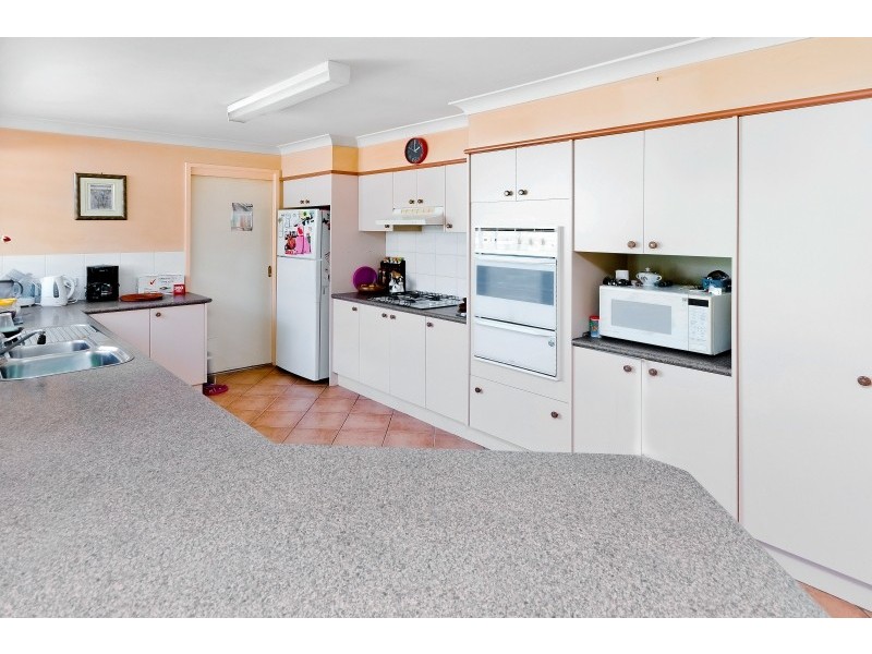 5 Elder Close, Kanwal NSW 2259