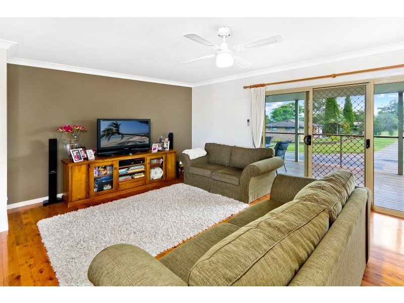 70 Kullaroo Road, Summerland Point NSW 2259