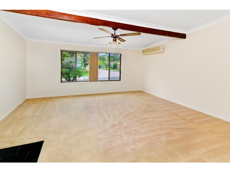 15 Illawong Road, Summerland Point NSW 2259