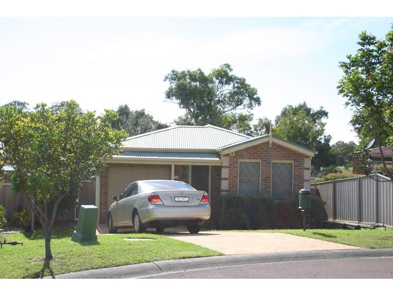 5 Blackburgs Crt, Lake Munmorah NSW 2259