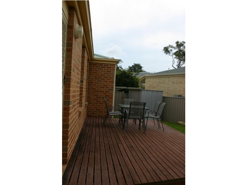 5 Blackburgs Crt, Lake Munmorah NSW 2259