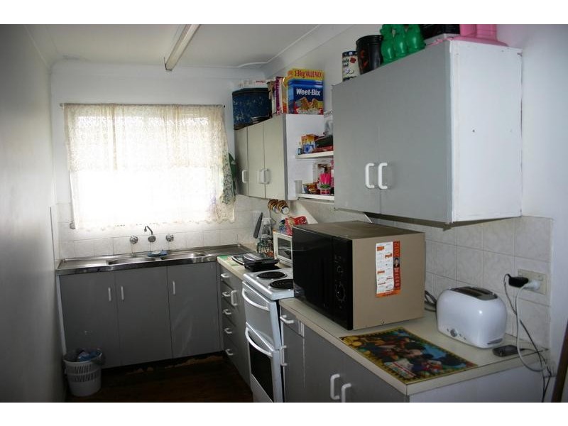 19 Gymea Crescent, Mannering Park NSW 2259