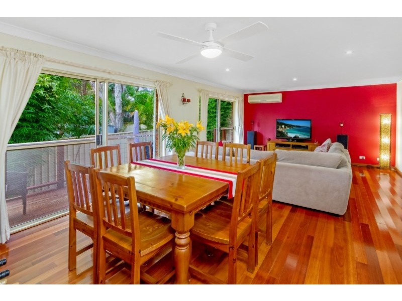 126 Cams Boulevarde, Summerland Point NSW 2259