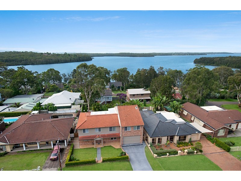 33 Bay Street, Wyee Point NSW 2259